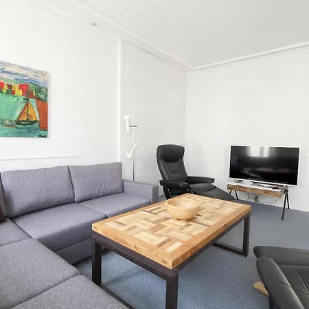 32 Kongensgade *